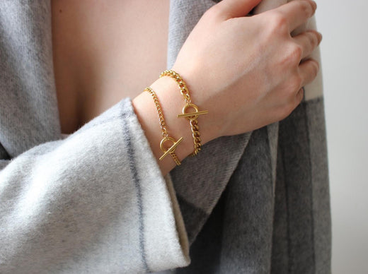 Toggle Chain Bracelet